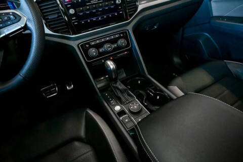 2022 Volkswagen Atlas Cross Sport V6 SEL Premium R-Line 4Motion