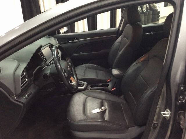 2020 Hyundai Elantra