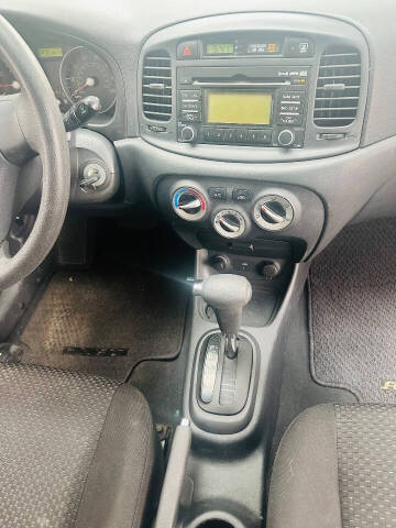 2009 Hyundai Accent GS