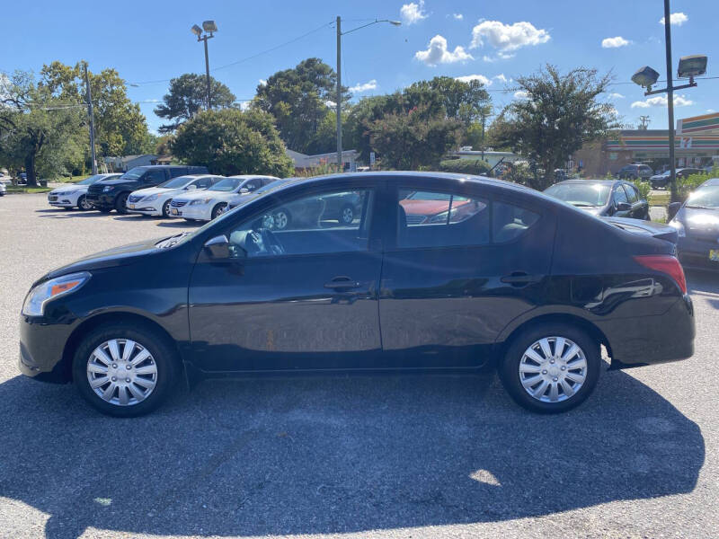 2018 Nissan Versa S Plus
