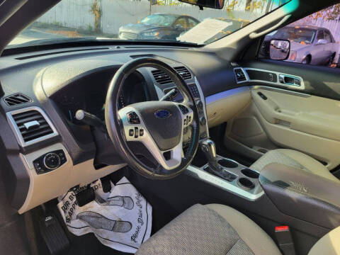 2012 Ford Explorer XLT