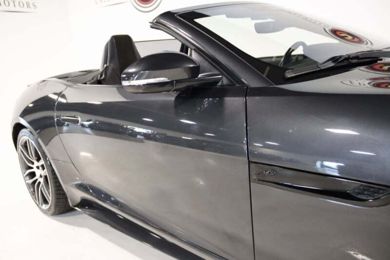 2021 Jaguar F-TYPE R-Dynamic