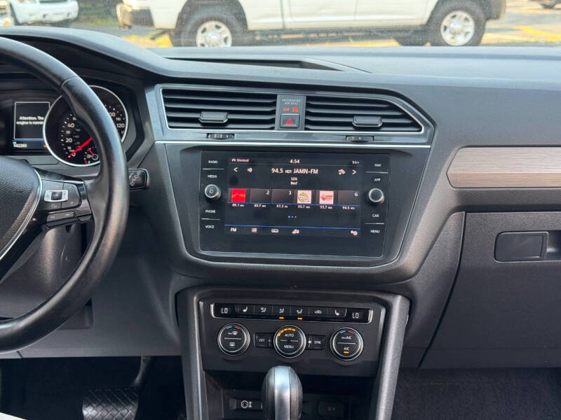 2018 Volkswagen Tiguan 2.0T SEL 4Motion