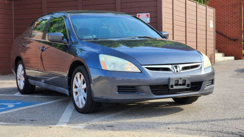 2007 Honda Accord for sale at KG MOTORS in West Newton MA