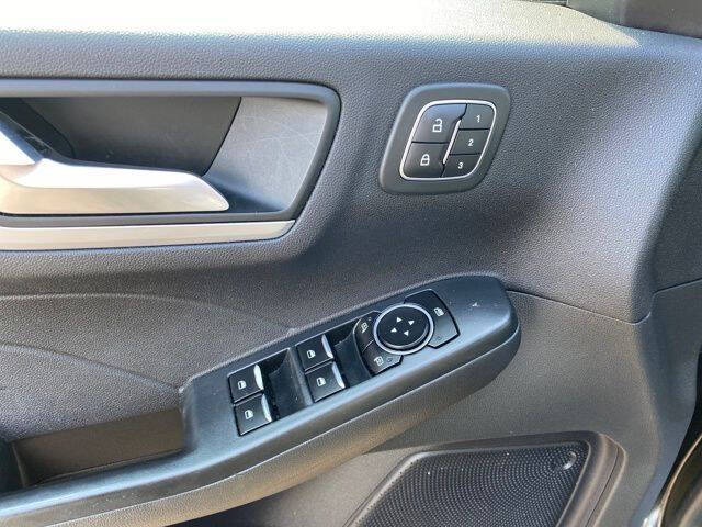 2023 Ford Escape Platinum
