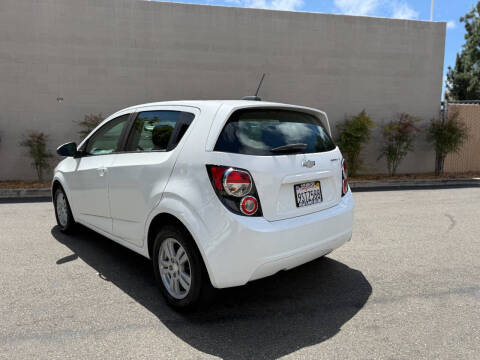 2015 Chevrolet Sonic LT Auto