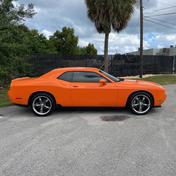 2014 Dodge Challenger SXT