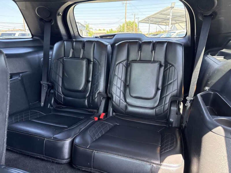 2017 Ford Explorer Platinum