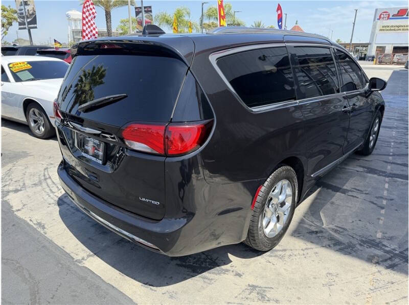2018 Chrysler Pacifica Limited