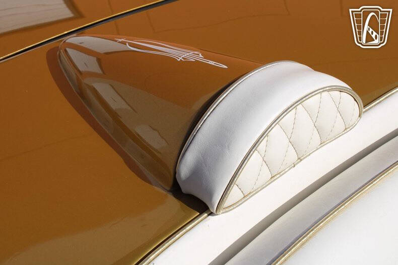 1957 Ford Thunderbird