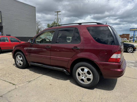 2002 Mercedes-Benz M-Class ML 320