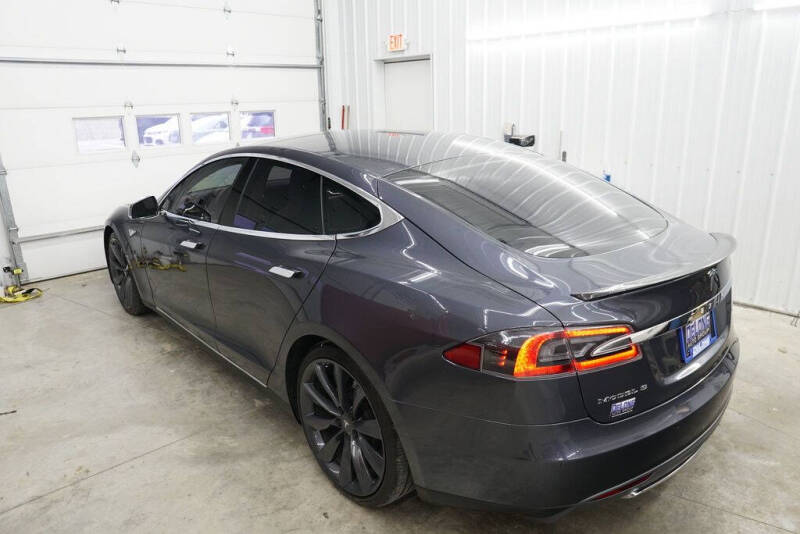 2015 Tesla Model S