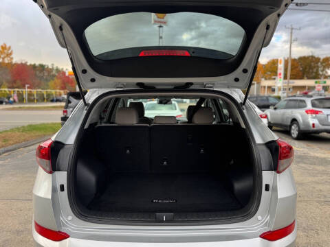 2017 Hyundai Tucson SE