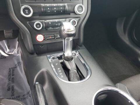 2015 Ford Mustang V6