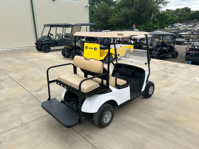 2015 E-Z-GO 4 Passenger Electric