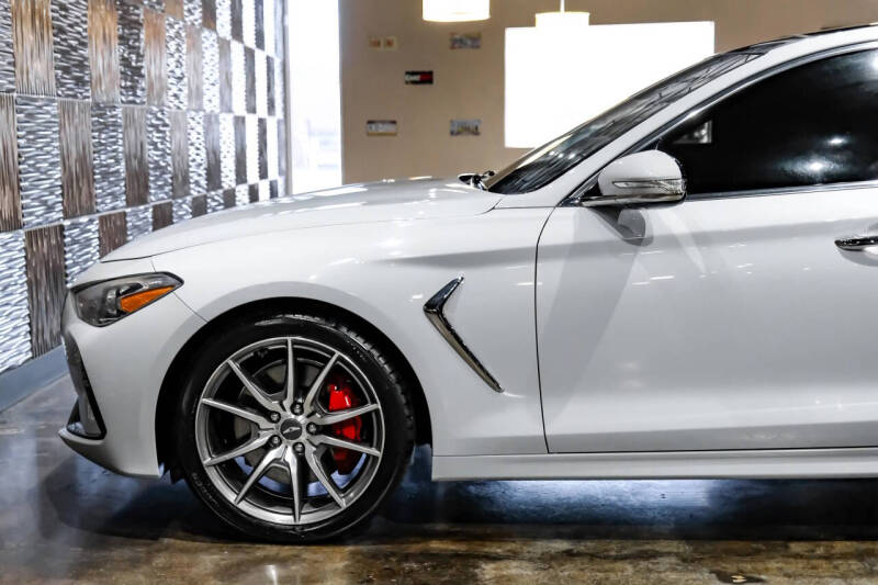 2020 Genesis G70