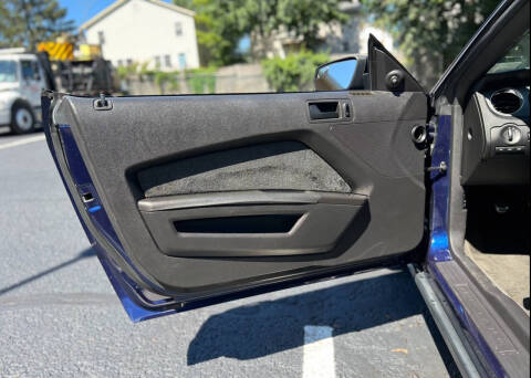 2012 Ford Mustang V6 Premium