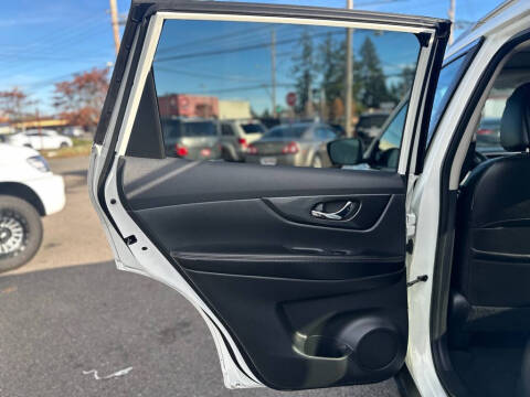 2016 Nissan Rogue SL