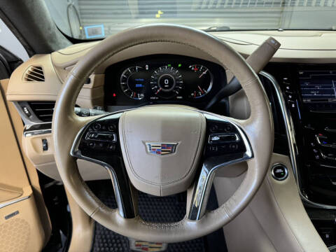 2020 Cadillac Escalade Platinum