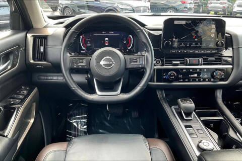 2024 Nissan Pathfinder Platinum