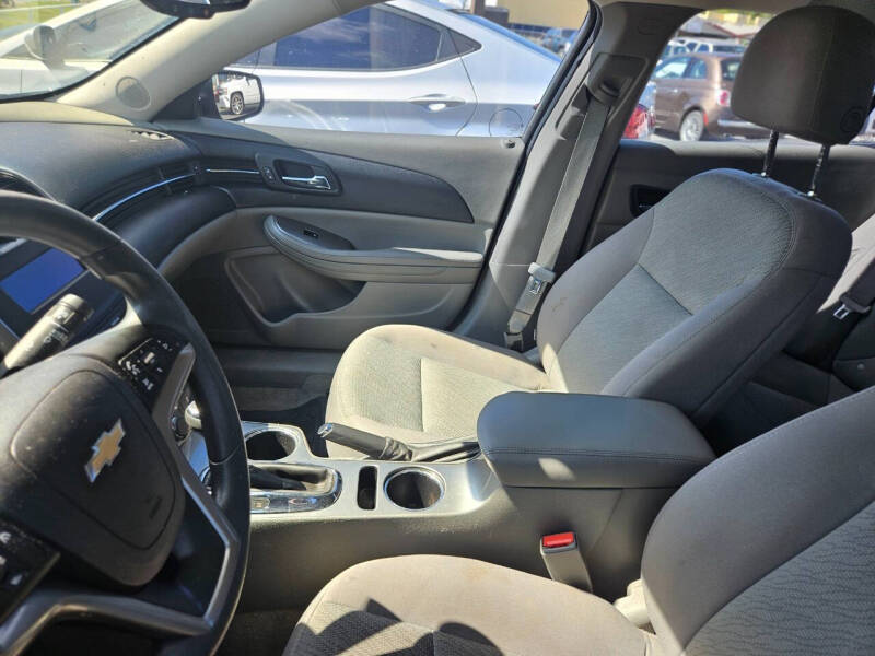 2015 Chevrolet Malibu Classic