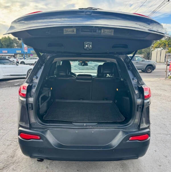 2018 Jeep Cherokee Latitude Plus