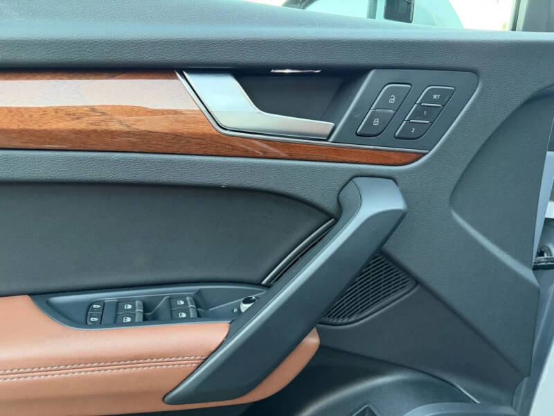 2022 Audi Q5 quattro S line Prem Plus 45 TFSI