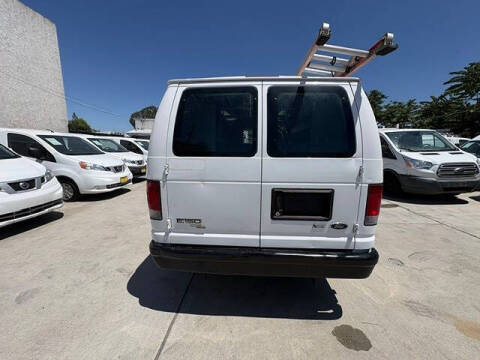 2011 Ford E-Series