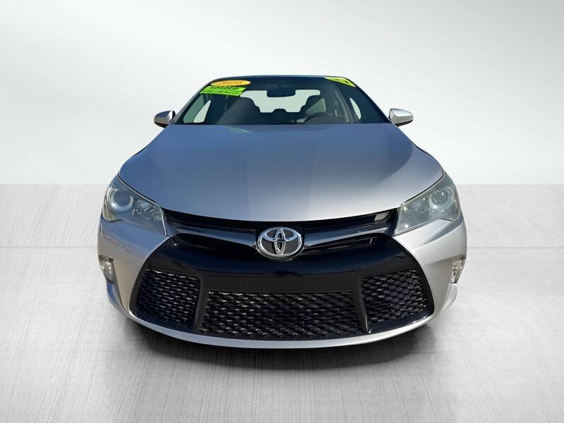 2016 Toyota Camry XLE