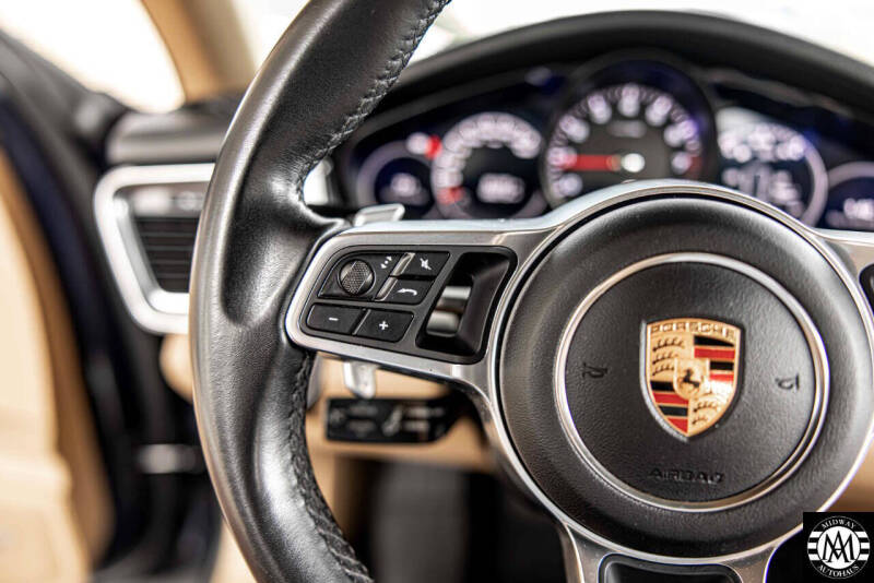 2018 Porsche Panamera