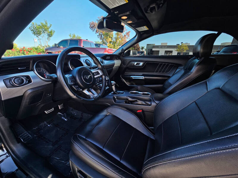 2023 Ford Mustang EcoBoost Premium