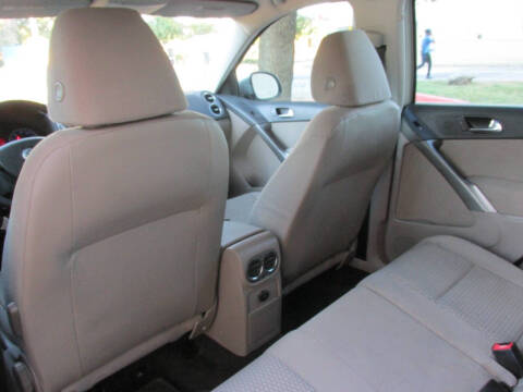 2009 Volkswagen Tiguan SE