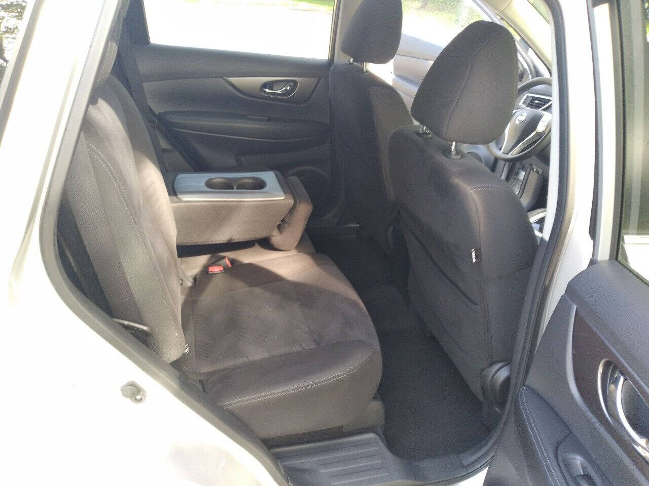 2015 NISSAN Rogue Wagon - $9,999