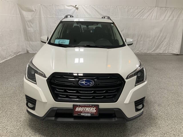 2022 Subaru Forester Premium