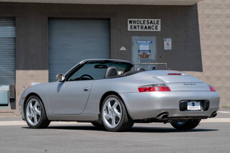 2001 Porsche 911 Carrera