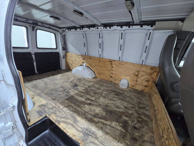 2019 Chevrolet Express 2500