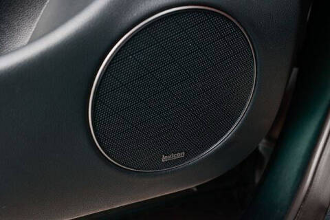 2022 Genesis GV70 2.5T Standard