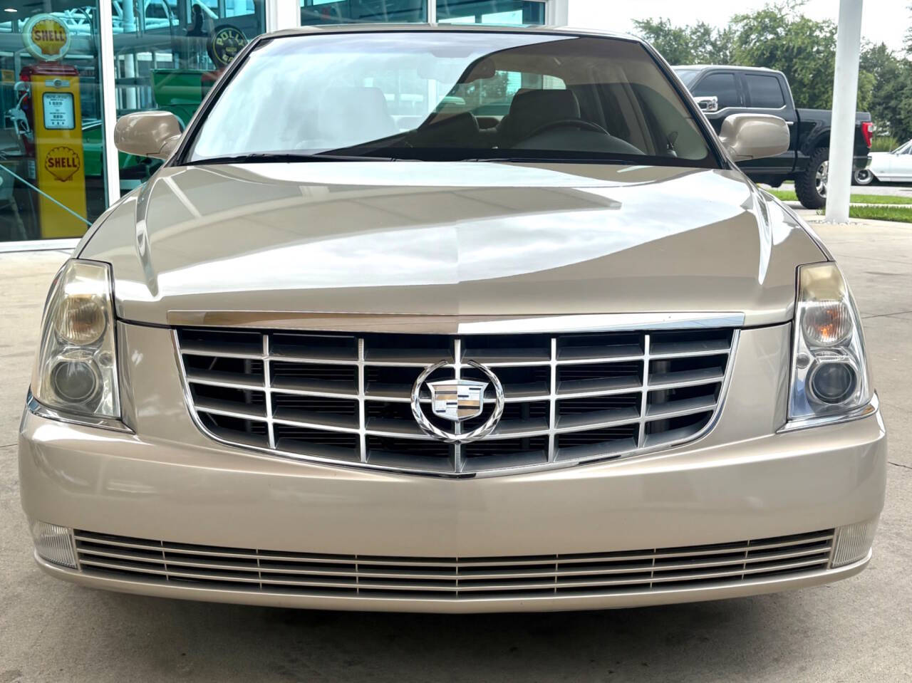 2007 Cadillac DTS 2
