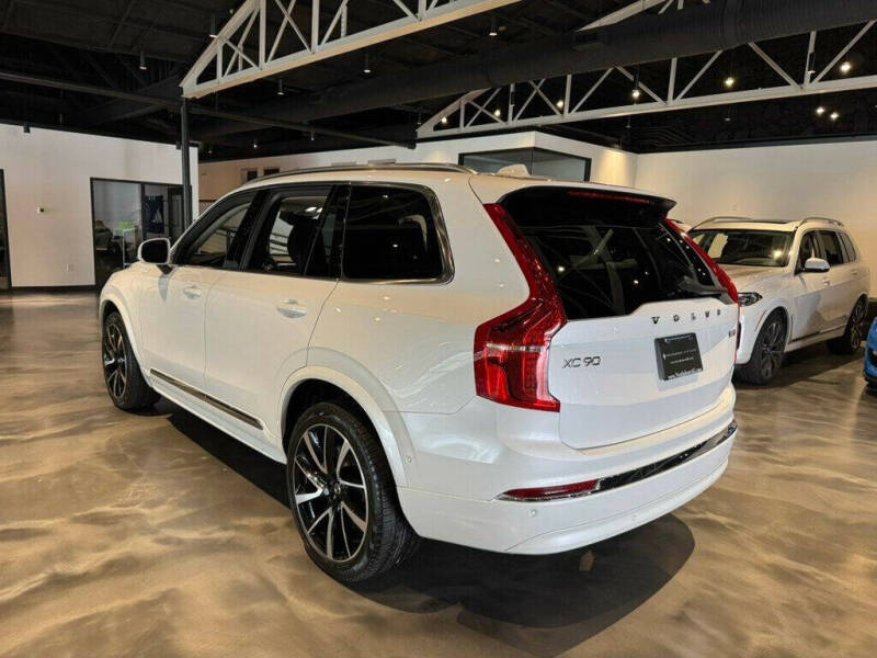 2023 Volvo XC90 B6 Plus Bright Theme 6P