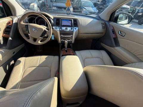 2011 Nissan Murano LE