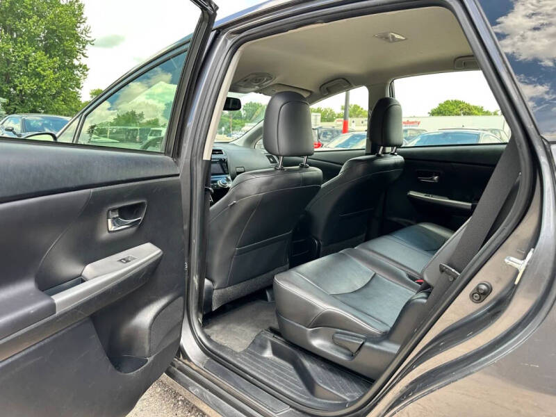 2016 Toyota Prius v