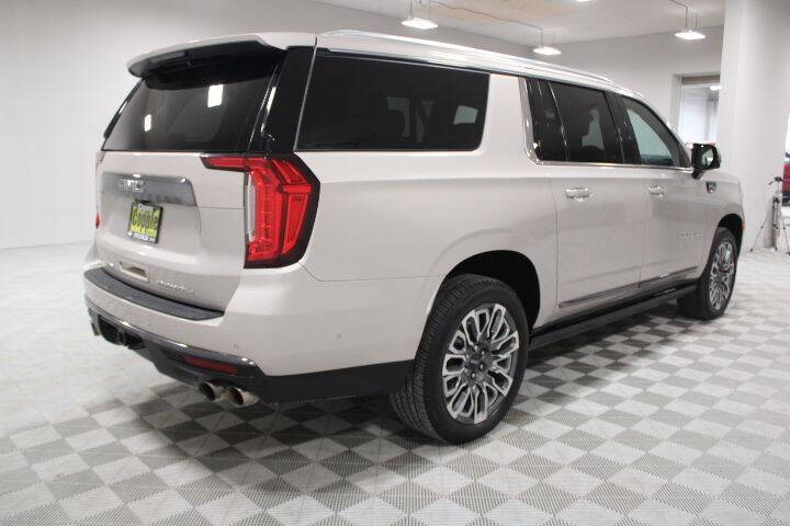 2023 GMC Yukon XL Denali Ultimate