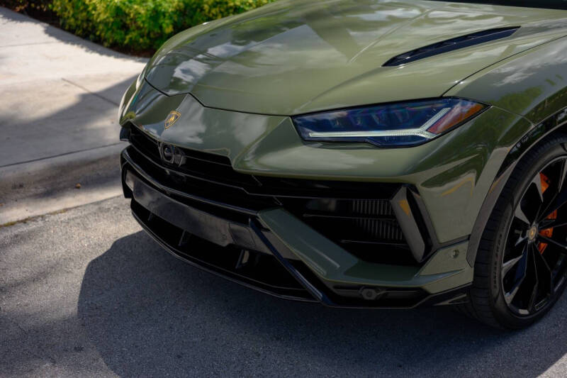 2024 Lamborghini Urus S