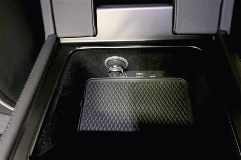 2024 Bentley Continental