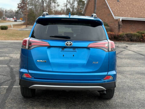 2016 Toyota RAV4 XLE