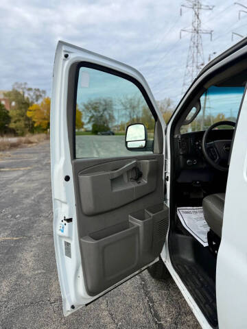 2020 Chevrolet Express 2500