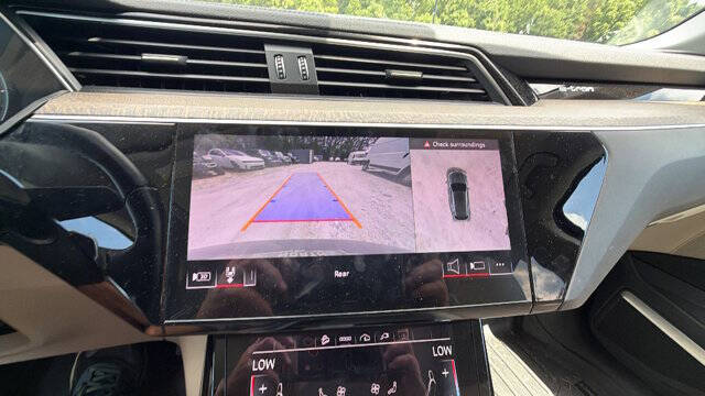 2024 Audi Q8 e-tron quattro Premium Plus