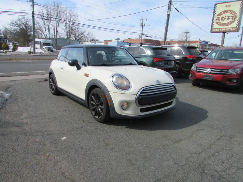 2015 MINI Hardtop 2 Door for sale at Nutmeg Auto Wholesalers Inc in East Hartford CT