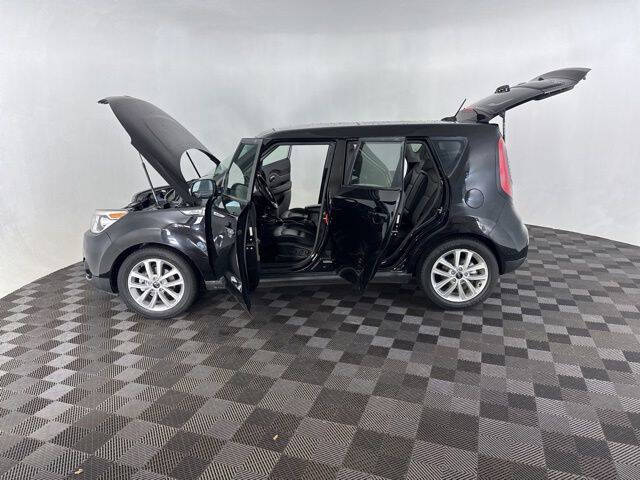 2017 Kia Soul +