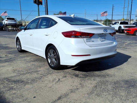 2018 Hyundai Elantra